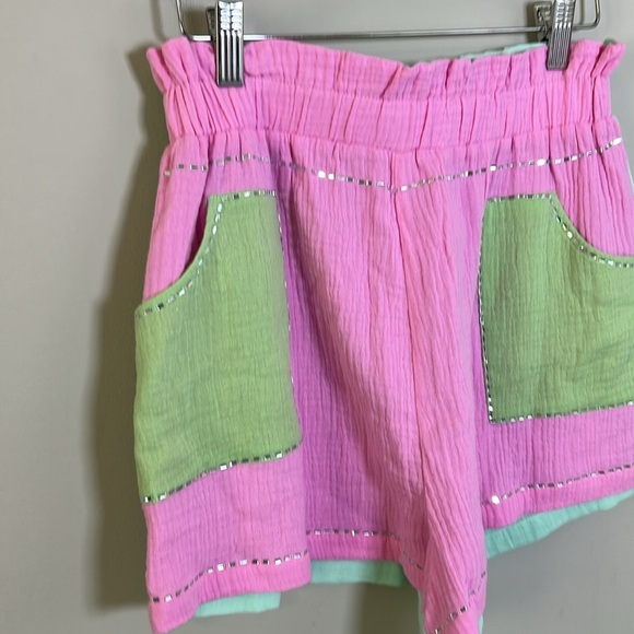 QUEEN OF SPARKLE Rhinestone Gauze Short Pink Green Pockets Pull On Sz S - Picture 4 of 11